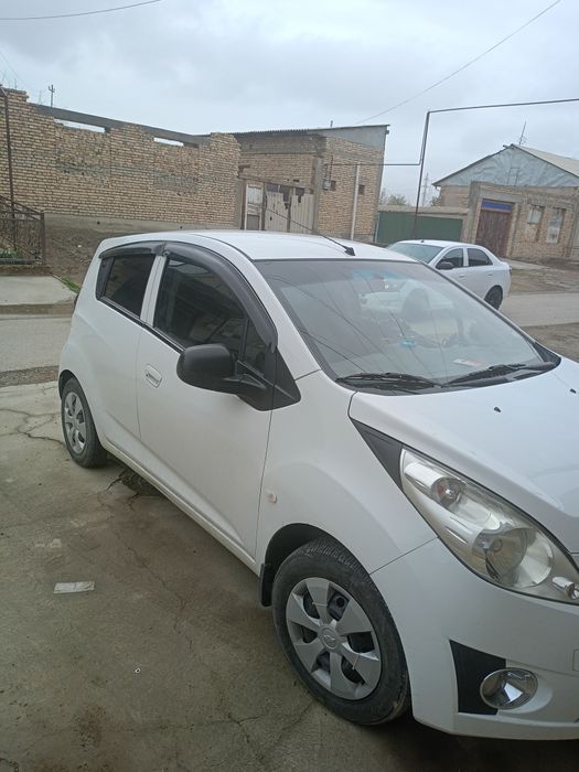 Спарк 2015 год. Газ бензин