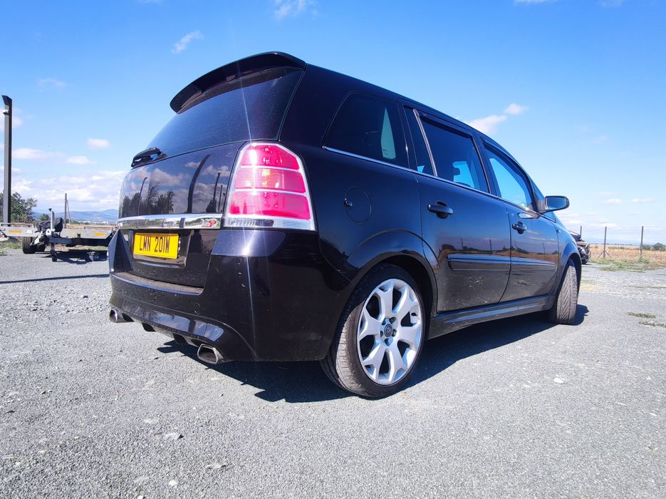 Опел Зафира Б ОПЦ 2,0т 240к.с 2006г.  Z20LEH !!!НА ЧАСТИ!!!