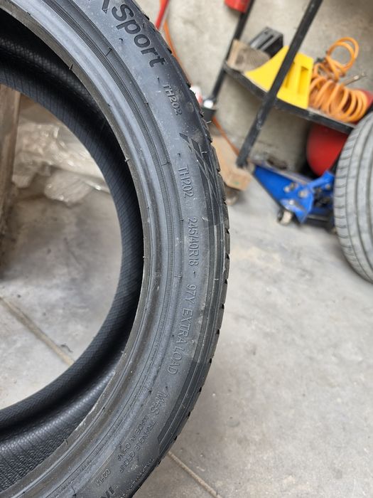 Чисто нова лятна гума 245/40/18