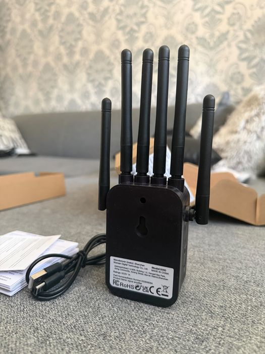 Wireless wifi amplificator extender