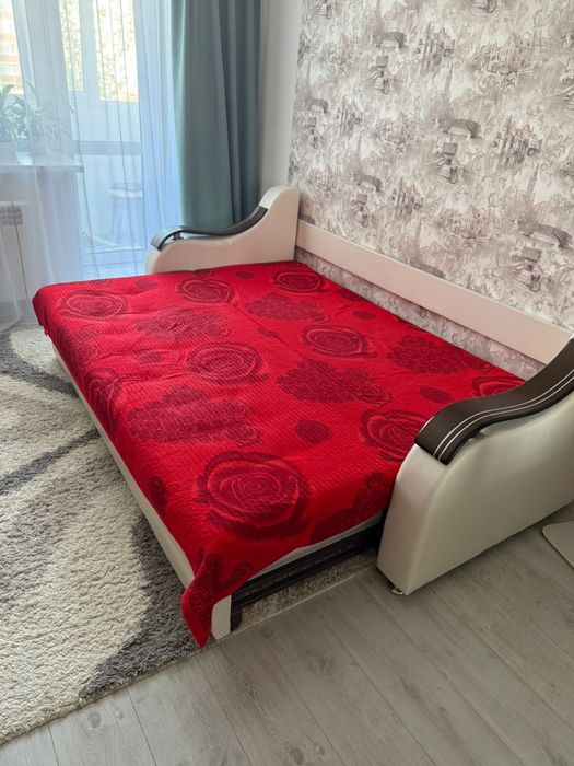 Диван продам двухспальный