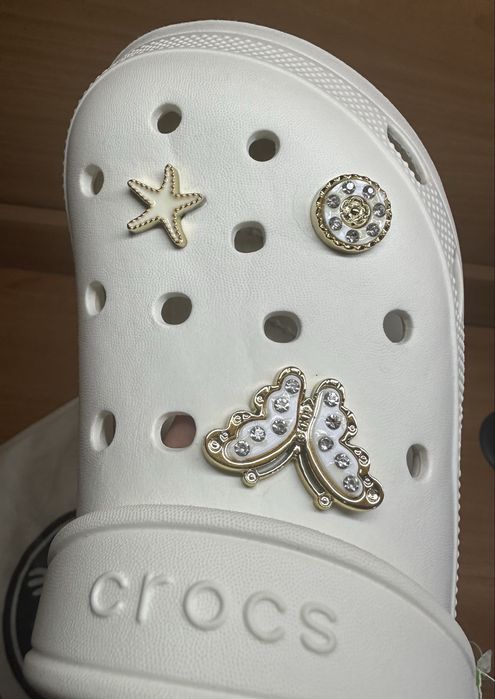 Продаются новые женские Crocs
