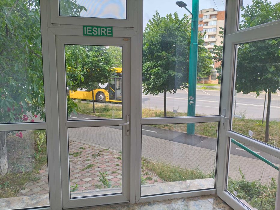 Spatiu comercial de vanzare