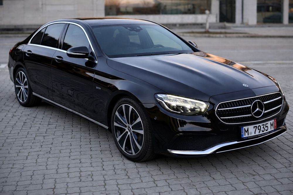 Mercedes-Benz E Mercedes-Benz E 300 Plug-in Hybrid Diesel 306 CP | 2021 | Automat 9G-T