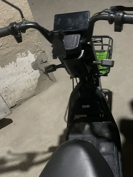 Abmen qilaman uch balon sukuter boʻsa aben qilan