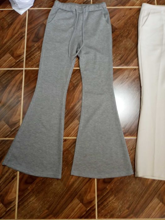 Удобная одежда в отличном состоянии S-M размер 50 тыс 1шт