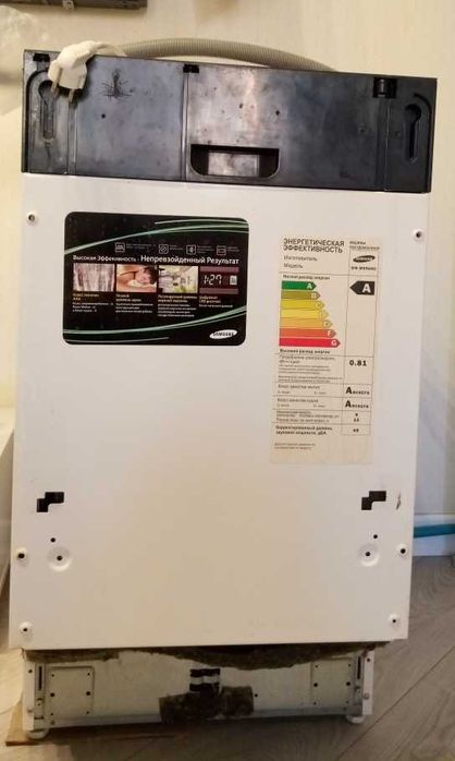 Продаётся посудомоечная машина Samsung.