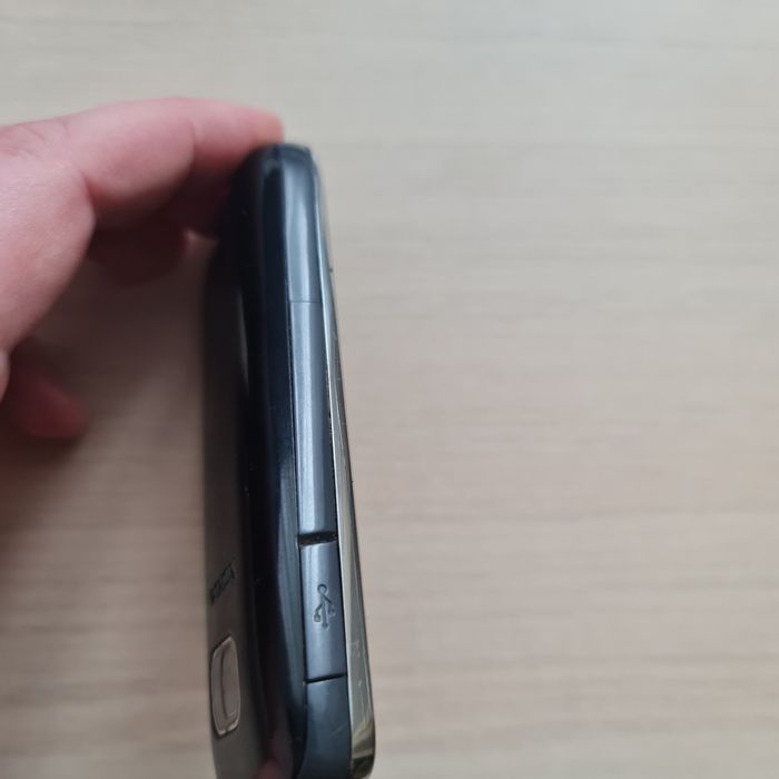 Vand telefon nokia C2