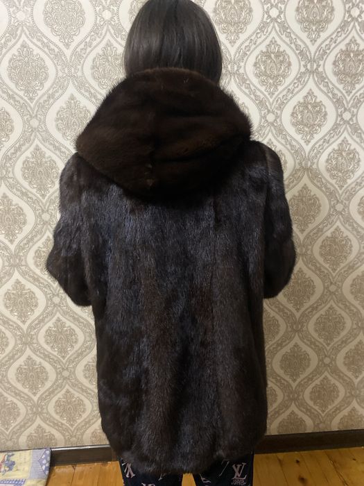 Продается норковая шуба