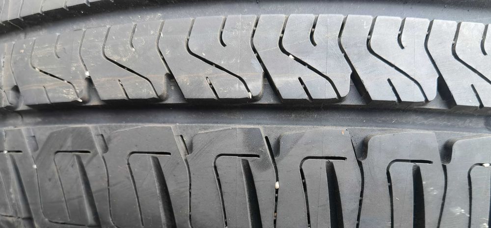 НОВИ 225 75 R16C Continental/Michelin