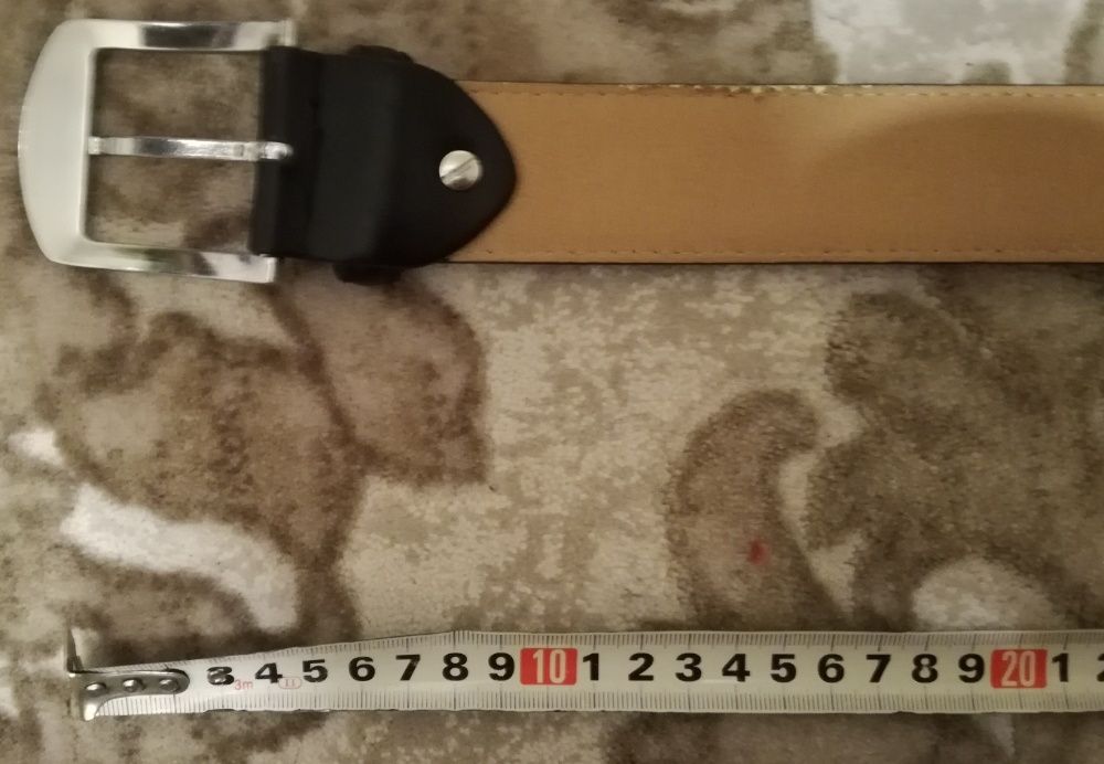 продавам колан, 28 мм ширина, 93 см дължина, чисто нов, само един път