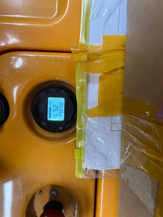 Продаётся электрический штабелёр (самоходный погрузчик)