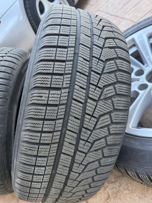Jante 17 BMW F10 F11 anvelope iarna  RSC Hankook 225 55 17 aproape noi