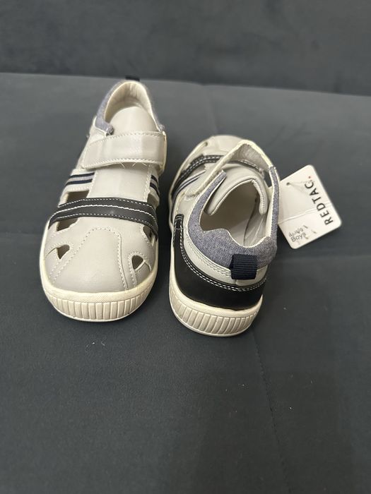 Продаются сандали