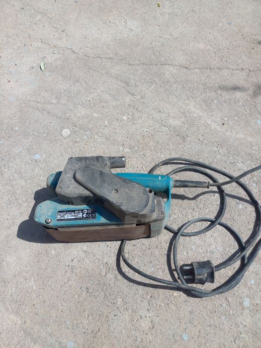 Шлифмашинка ленточный макита оригинальный