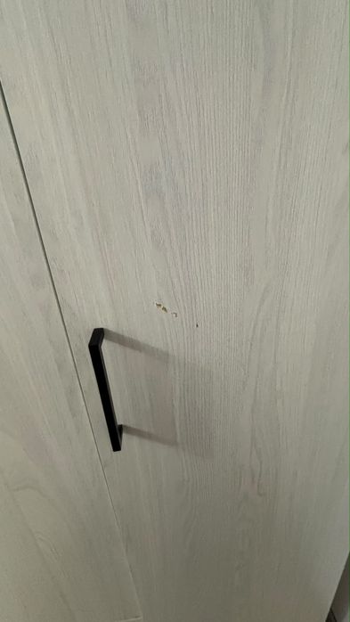 Срочно продам шкаф