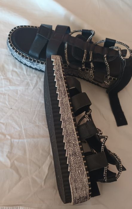 Sandale marime 39