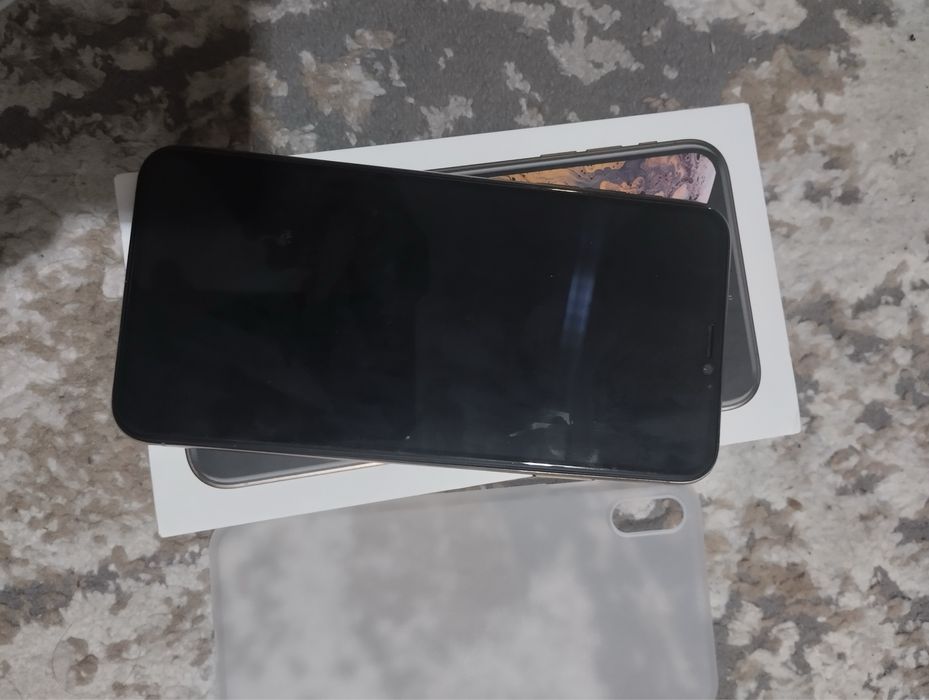 Iphone xs max karobkali