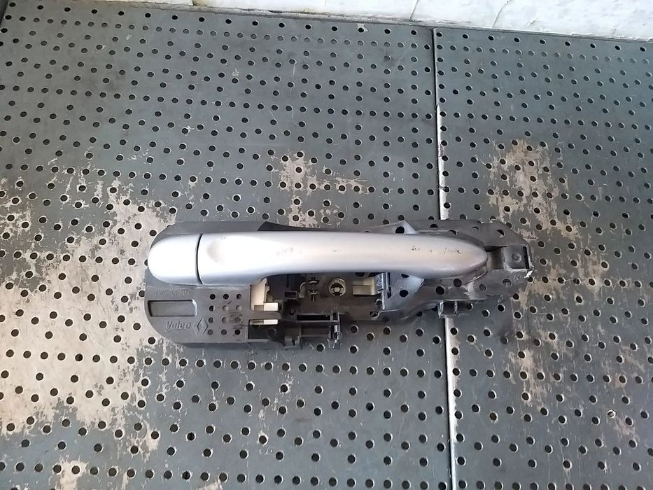Maner usa dreapta fata renault scenic 3 806060041r