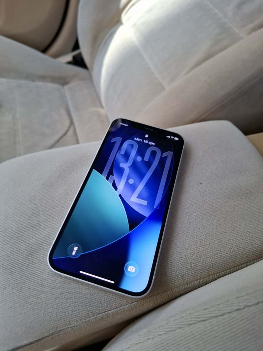 Vand iphone 12 impecabil