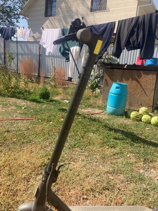 Элекросамокат Xiomi