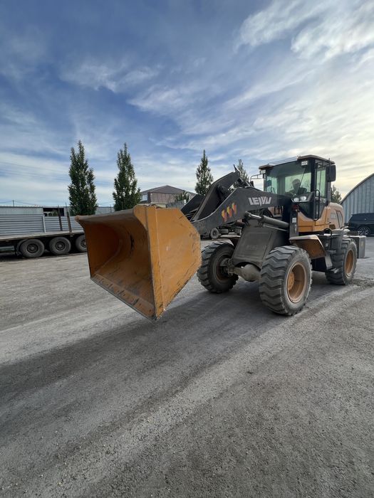 Услуги фронтального погрузчиа