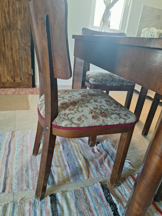 Vand set masa veche din lemn solid + 4 scaune stil rustic