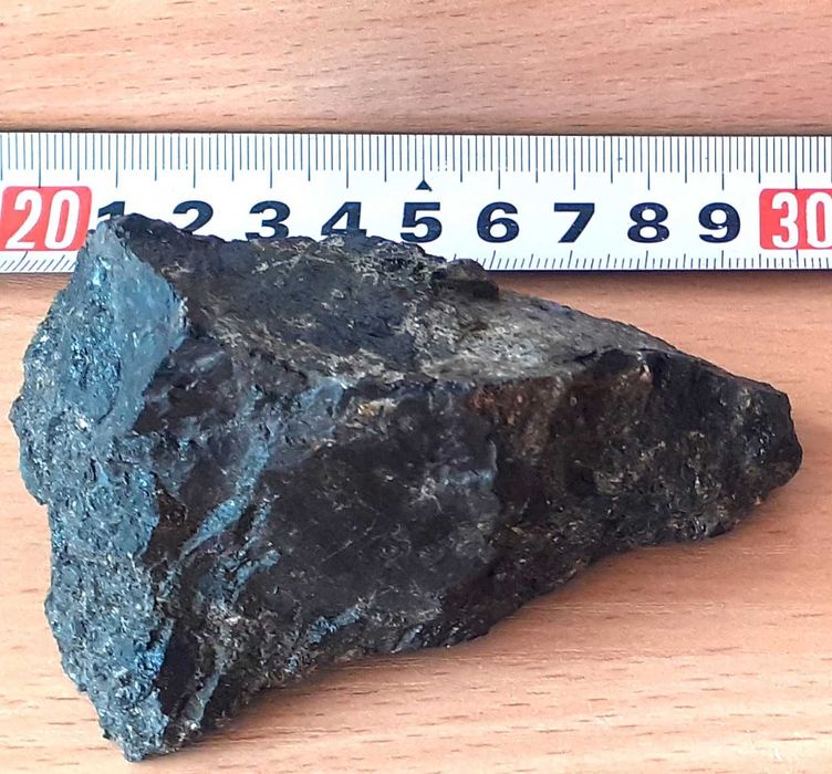 Турмалин черен - естествен, необработен