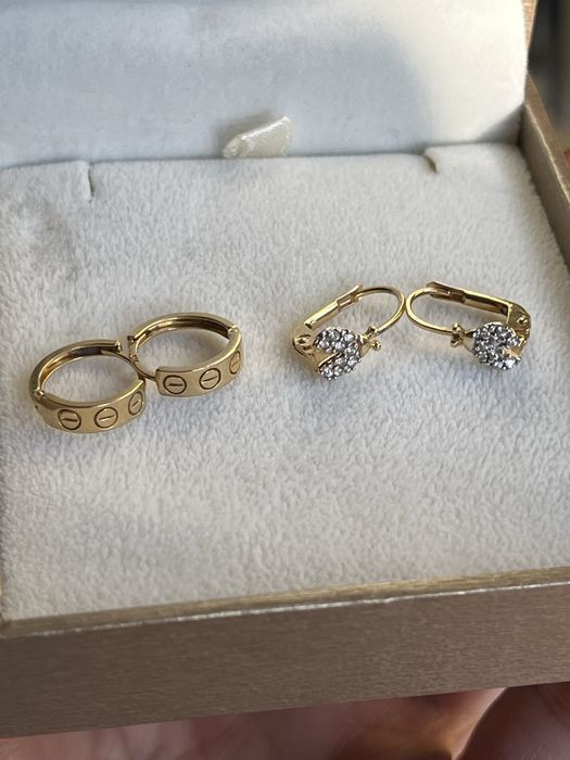 Cercei AUR 18K -600 lei /Gr . Ca nou