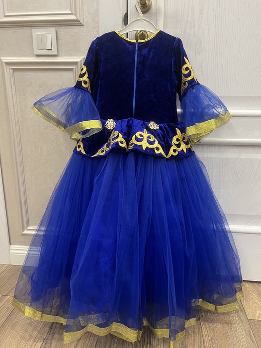 Продается платье