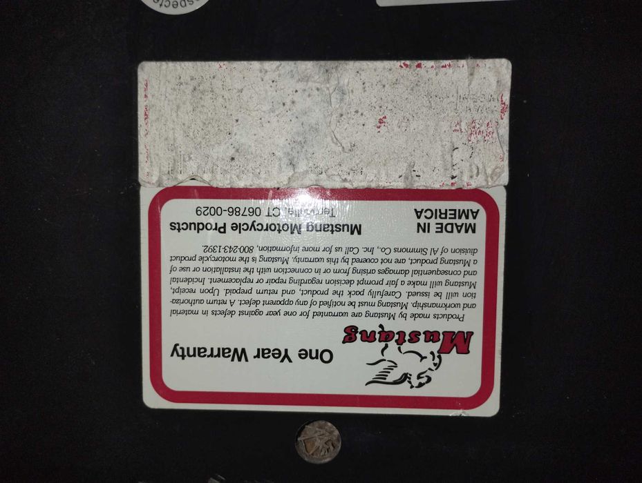 Yamaha Stratoliner седалки Мустанг