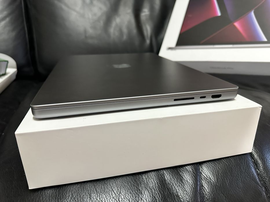 Macbook Pro 16” M2 PRO ABSOLUT Ca Nou Bateria 100%