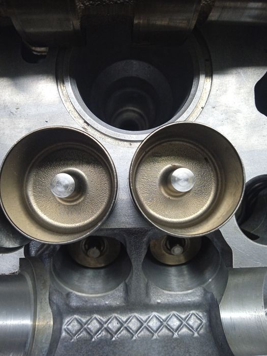 полностью обслужена