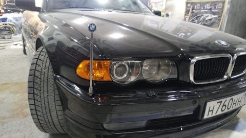 Флаг шток на bmw