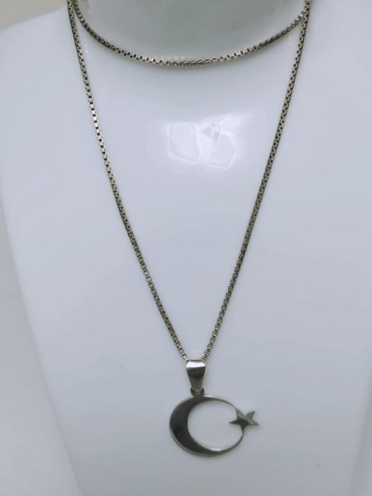 Vechi colier/lant si pandantiv din argint 925, in forma de semiluna