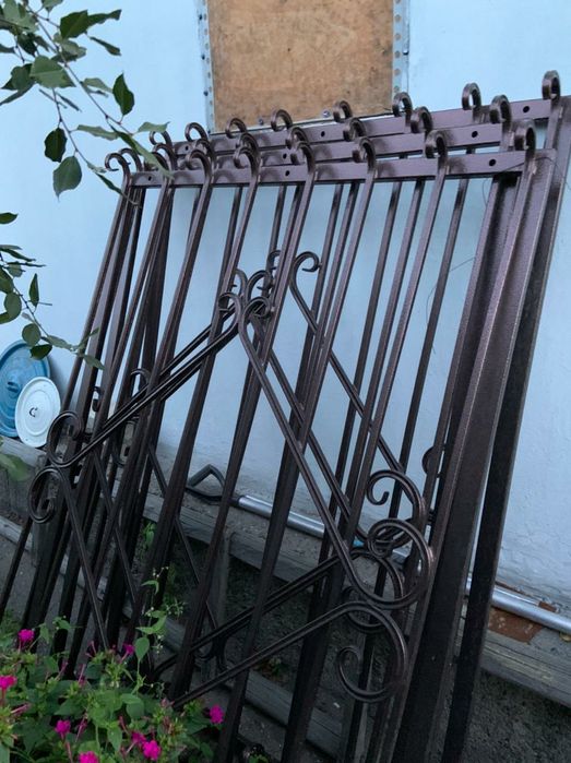 Срочно!Продам решётки для окон