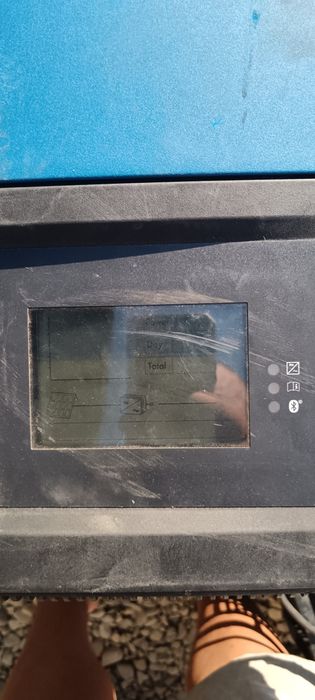 Invertor de curent pentru panouri fotovoltaice