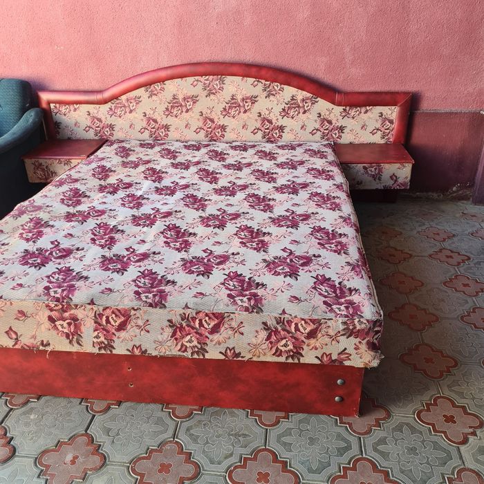 Большая кровать двухспальный