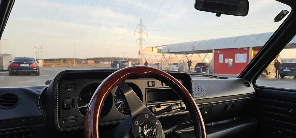 Volkswagen Golf 1 Cabriolet GLS – 1979 | 1.5 JB | Vehicul istoric