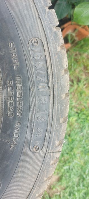 Гуми те са М+S едни те са 15ки едни те са 13ки