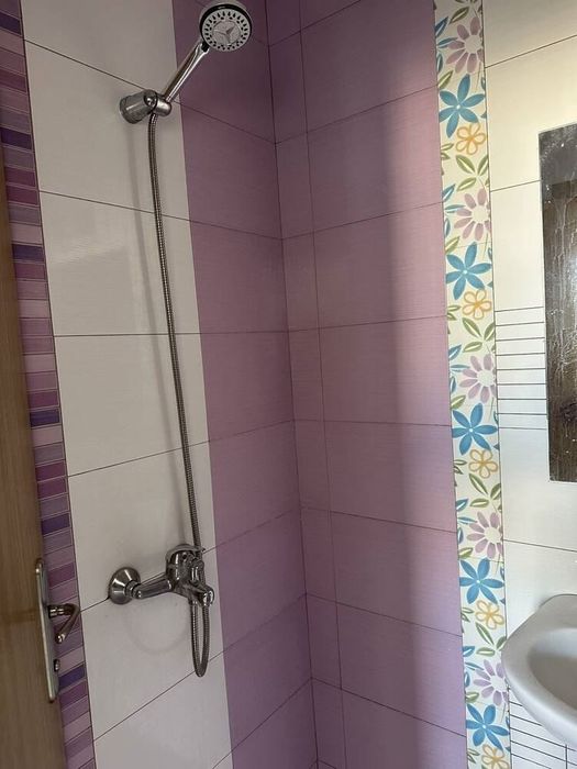 Дава се под наем Двустаен апартамент в Бургас, Славейков - 50 кв.м за 328.95 € - Снимка #1