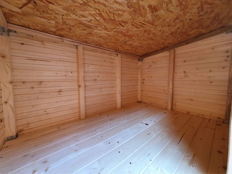 Cusca pentru caine cu acoperis rabatabil