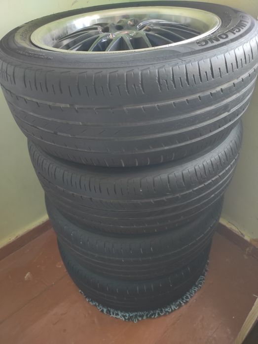 Tez sotiladi Срочно продаетсия