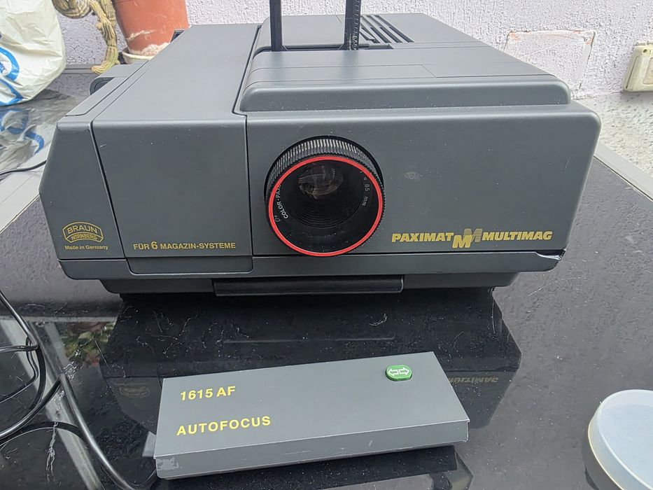 Vand videoproiector cu diapozitive