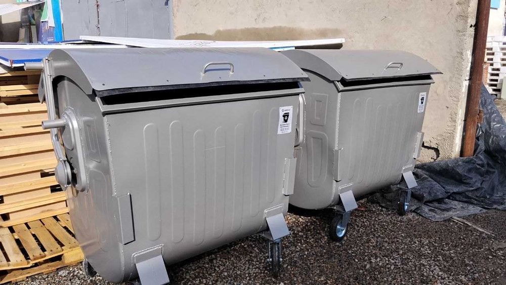 1100л Оценковка Мусорный бак