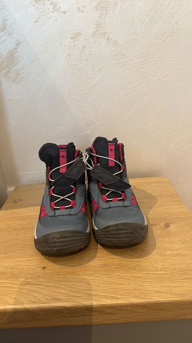 Планински обувки от Dekathlon