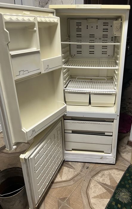 Продам холодильник