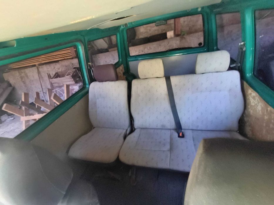 Vând Volkswagen T4