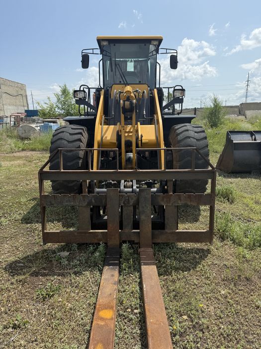 Услуги погрузчика (3 кубовый) быстро съём