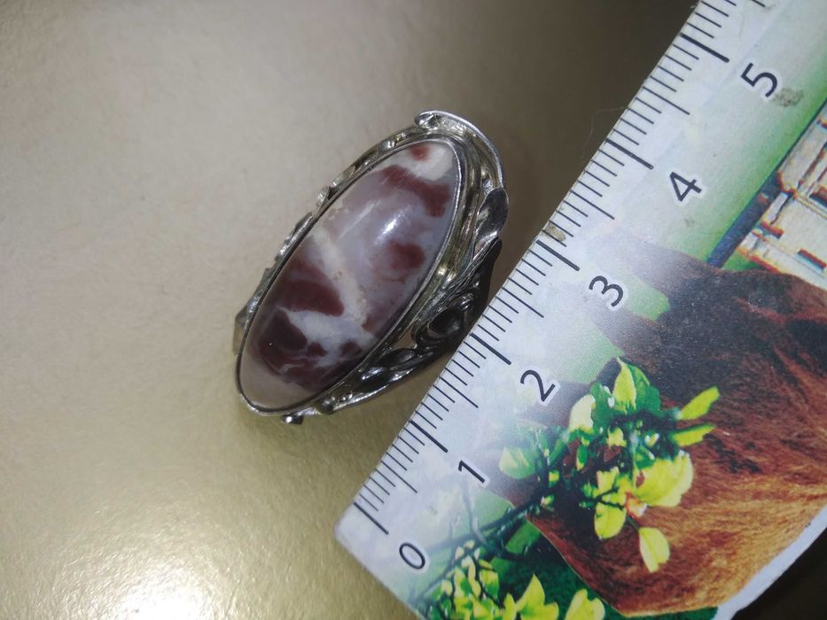 Серебряное кольцо с натуральным камнем АГАТ